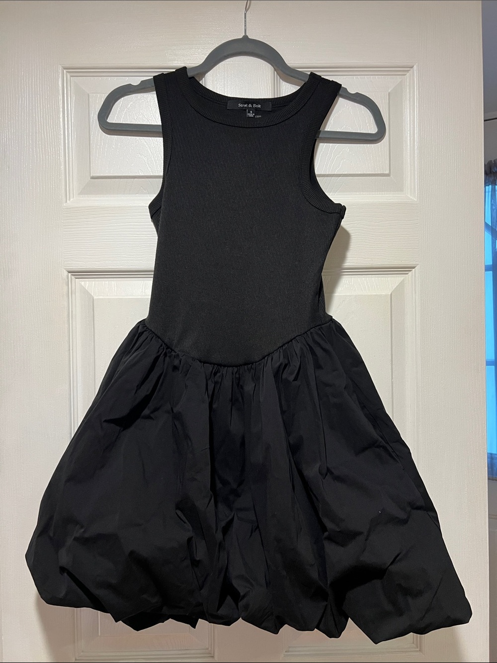 NWT Women’s Black Bubble Dress size Small